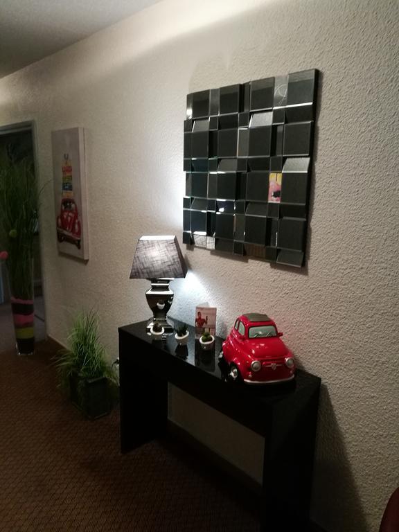 Lys Hotel Аллюен Экстерьер фото